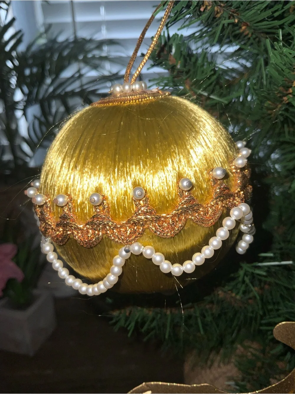 Pier 1 Gold Reindeer and Wreath Holiday Ornaments + 5 Decor Balls